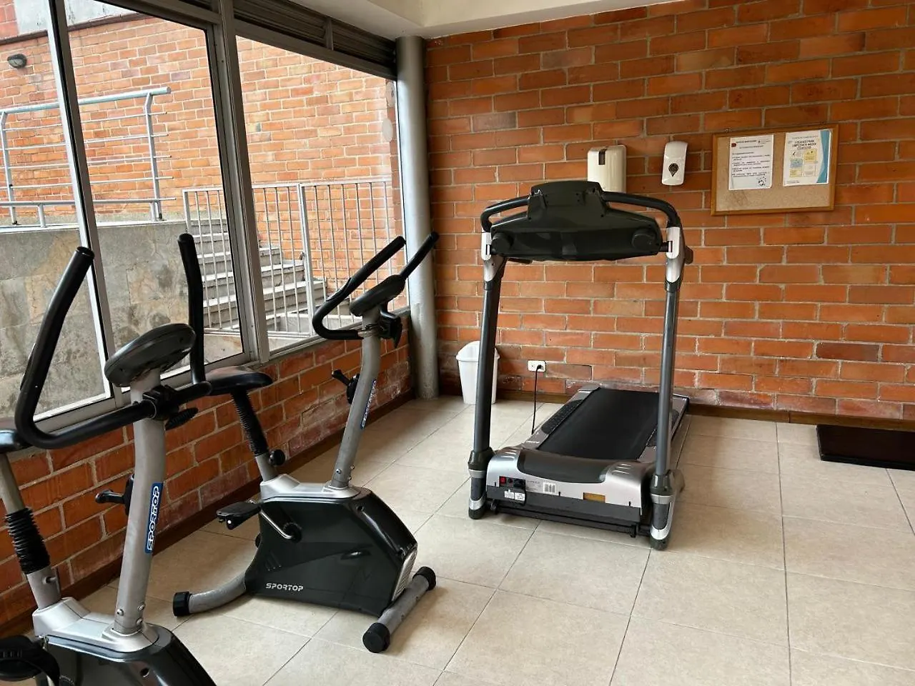 Bright And Modern Medellin Apartment Colômbia